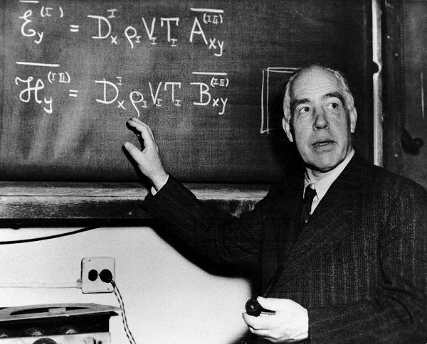 Unreal Truths: Matter Waves and the Bohr Model of the Atom